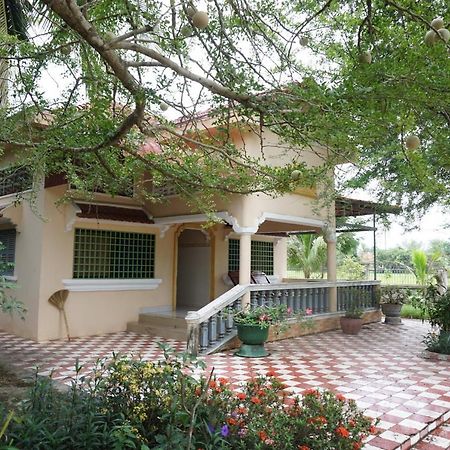 Meas Family Homestay Angk Ta Saom Ngoại thất bức ảnh