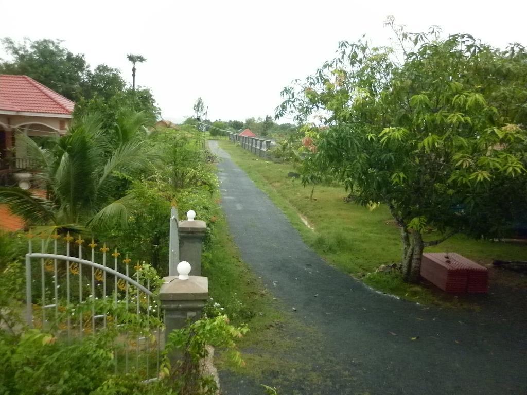 Meas Family Homestay Angk Ta Saom Ngoại thất bức ảnh