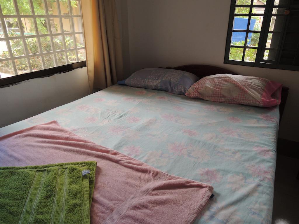 Meas Family Homestay Angk Ta Saom Phòng bức ảnh